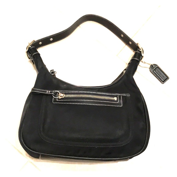 Black Coach handbag - Picture 1 of 3